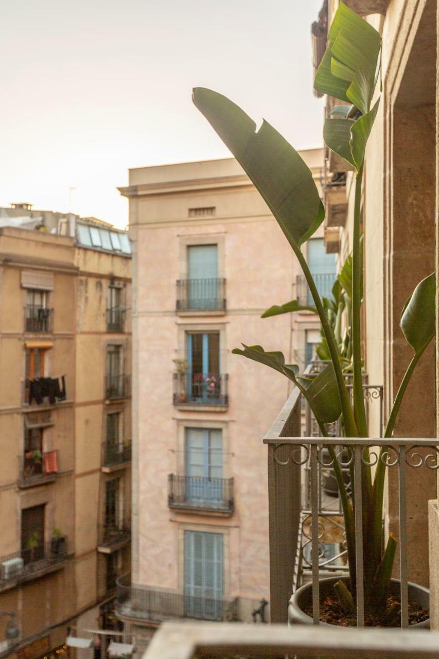 Hostal Sol Y K Barcelona Exterior photo