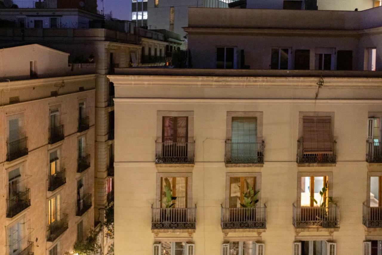Hostal Sol Y K Barcelona Exterior photo